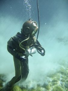 diving man